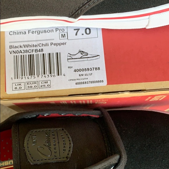 VANS CHIMA FERGUSON PRO BLACK/WHITE/CHILI PEPPER W - Picture 12 of 16